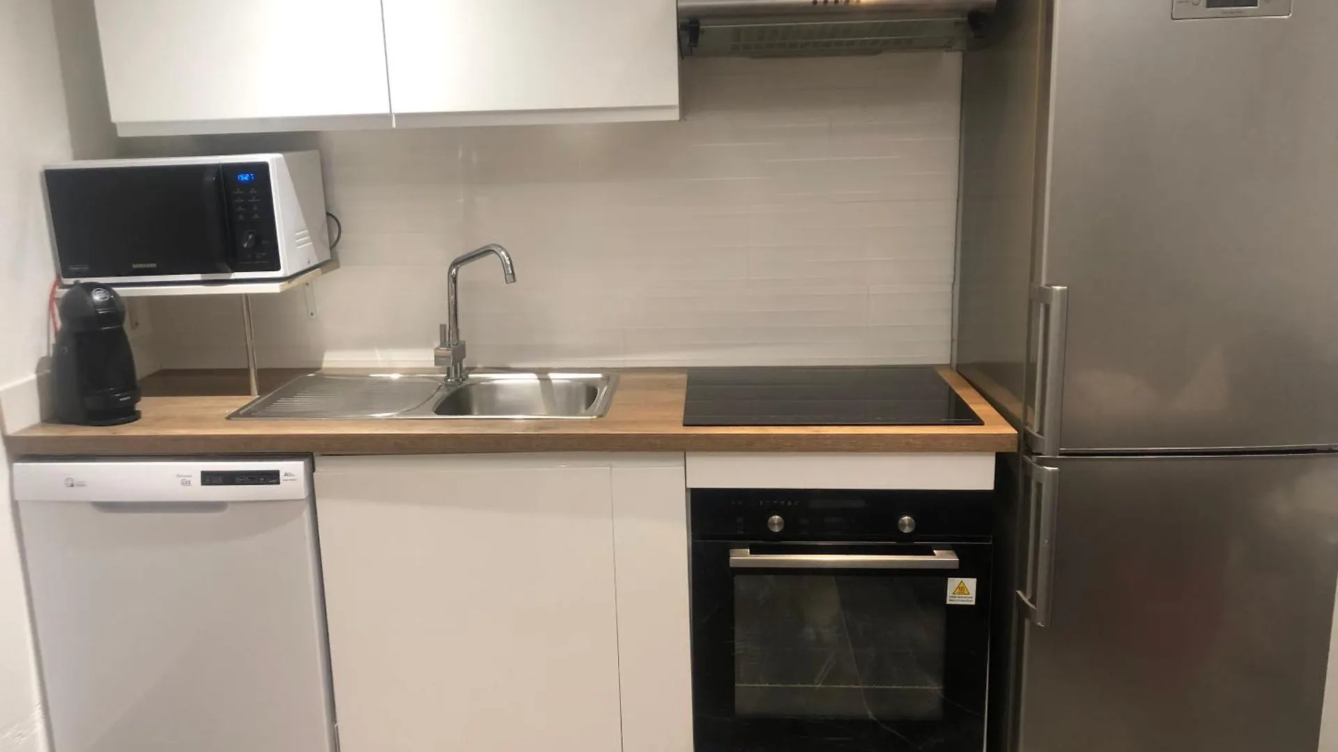 3 Pieces 2 Sdb Centre De Cannes location